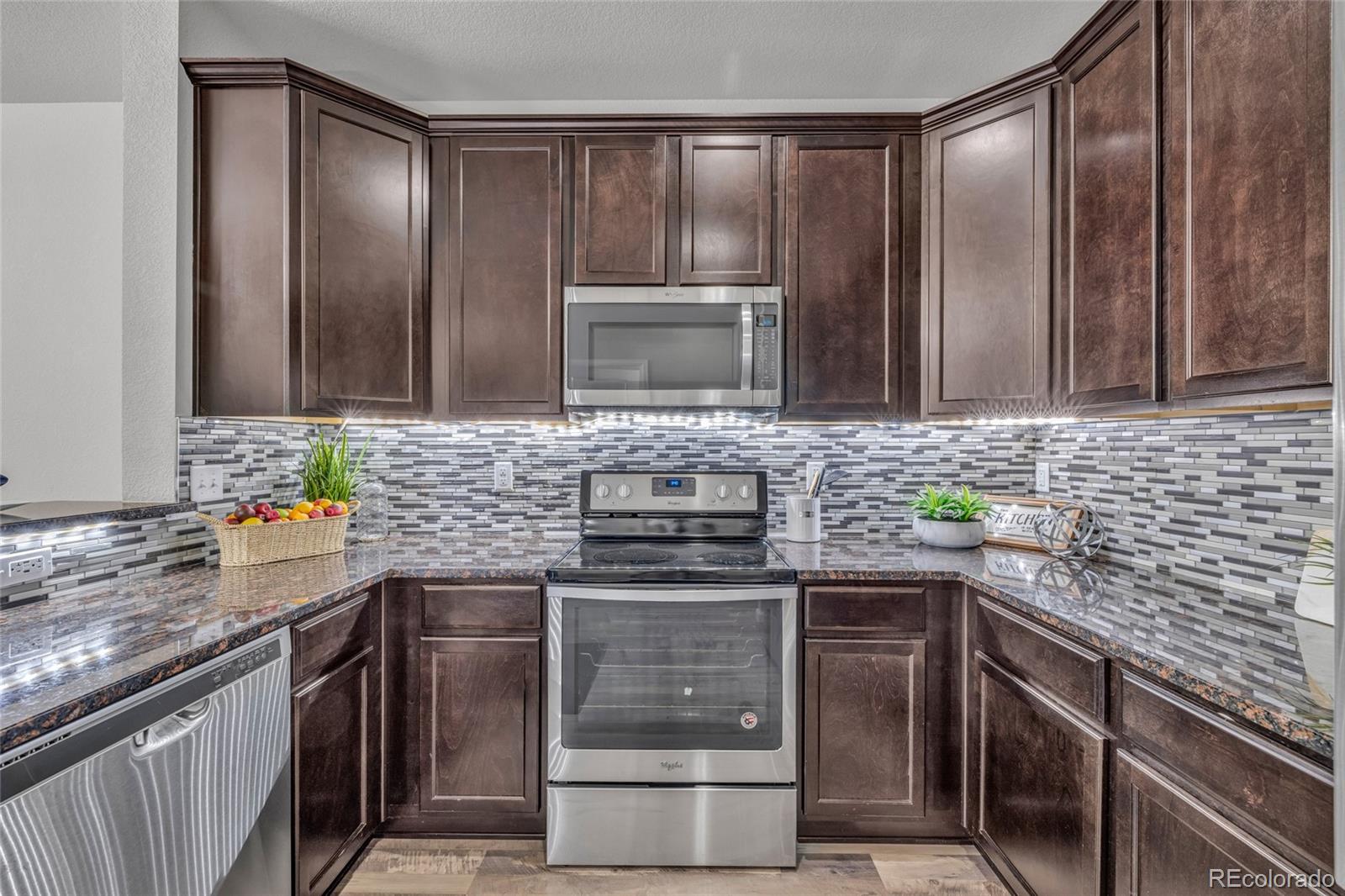 MLS Image #8 for 1877 s buchanan circle,aurora, Colorado