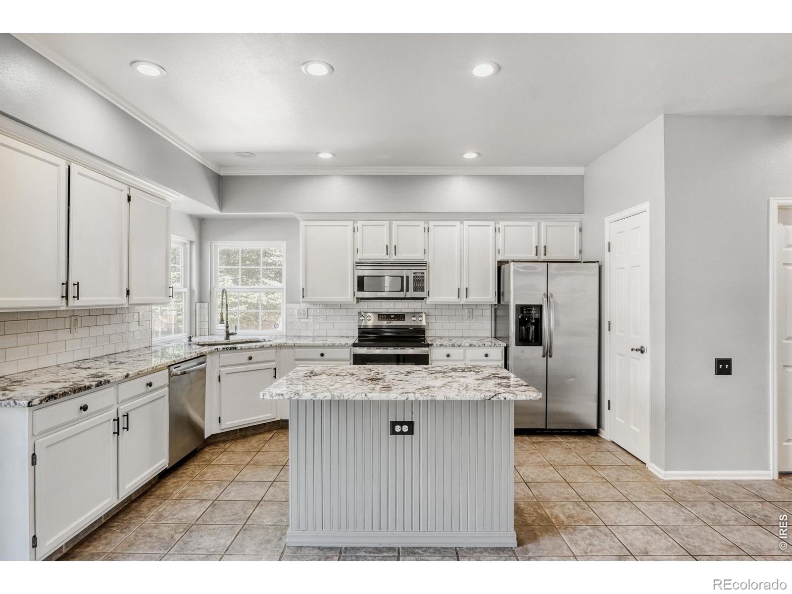 MLS Image #8 for 16623 e powers place,centennial, Colorado