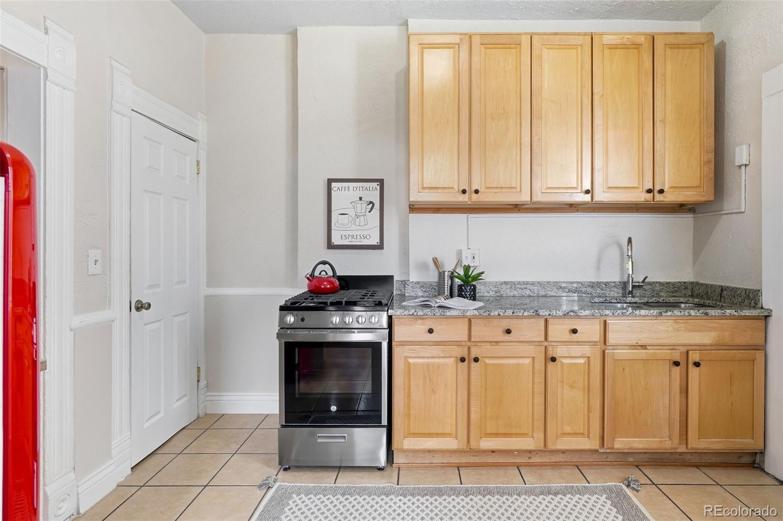 MLS Image #13 for 2543  eliot street,denver, Colorado
