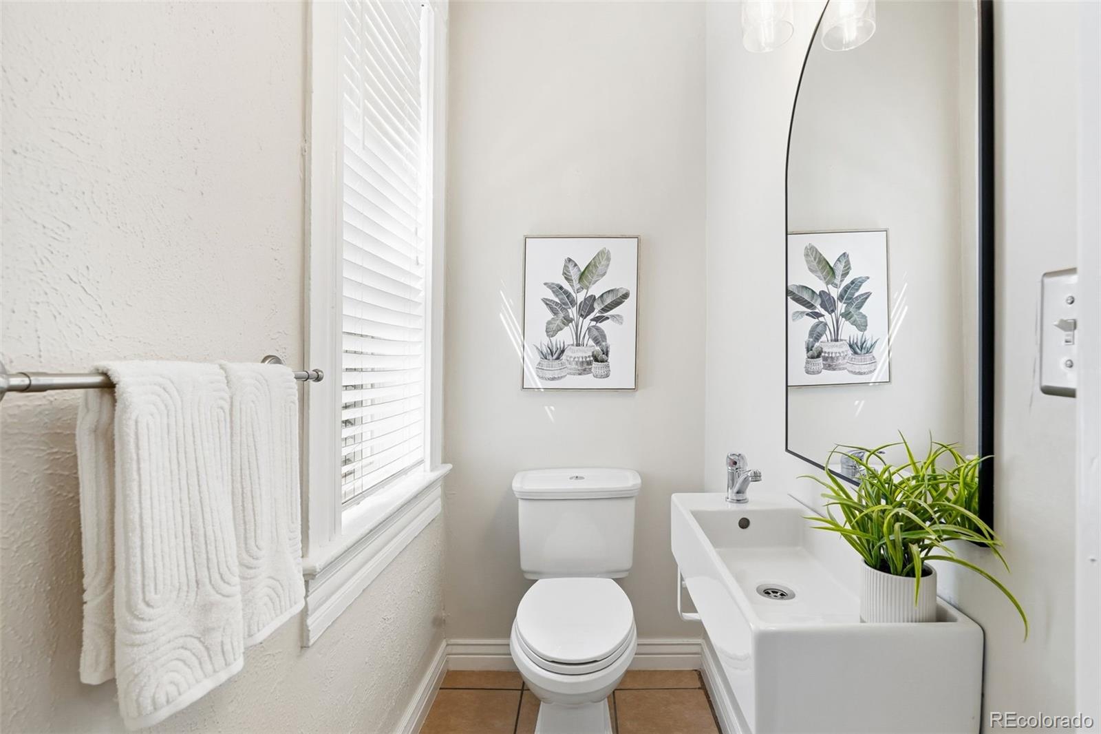 MLS Image #16 for 2543  eliot street,denver, Colorado
