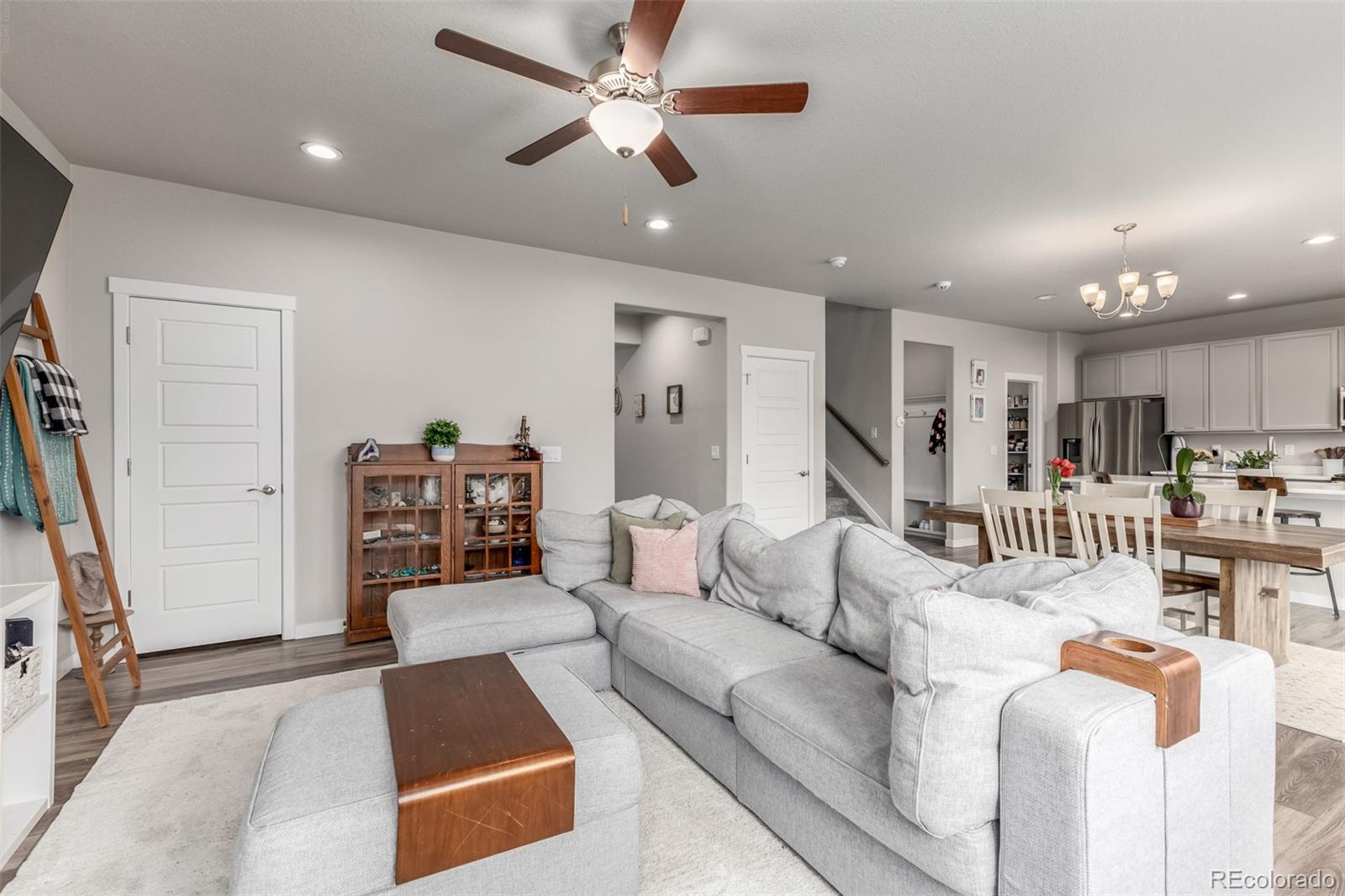 MLS Image #10 for 90  sabin way,lochbuie, Colorado