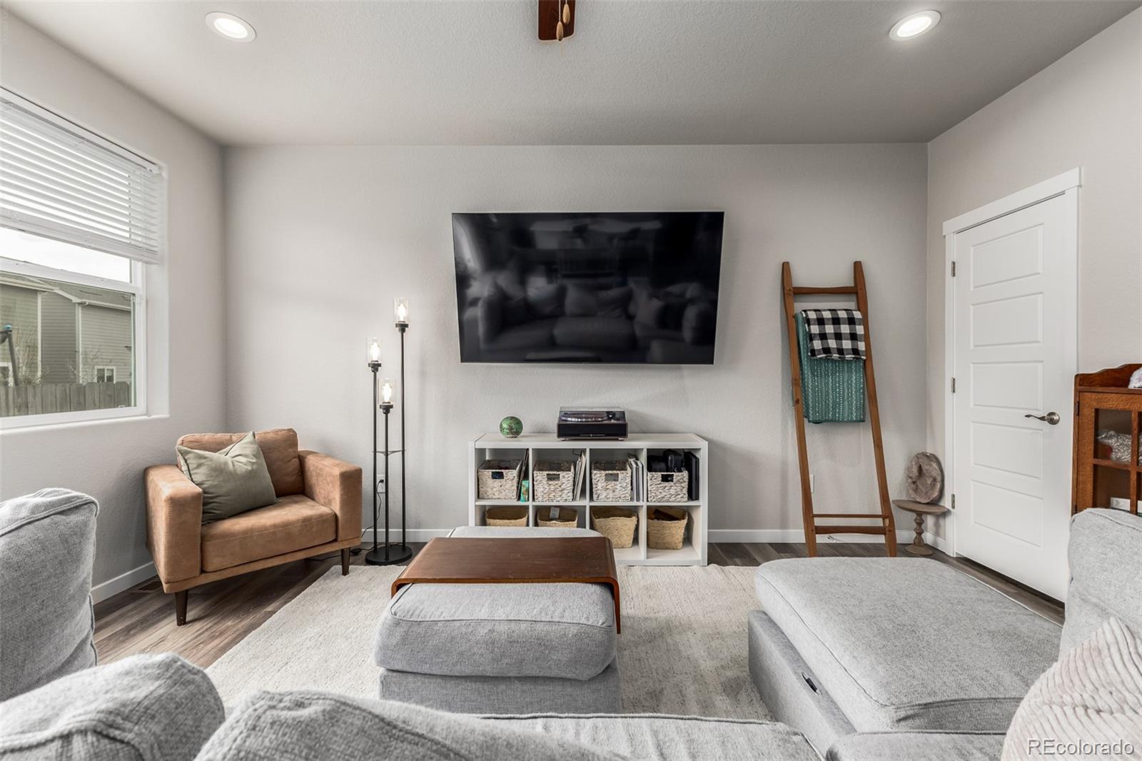 MLS Image #9 for 90  sabin way,lochbuie, Colorado