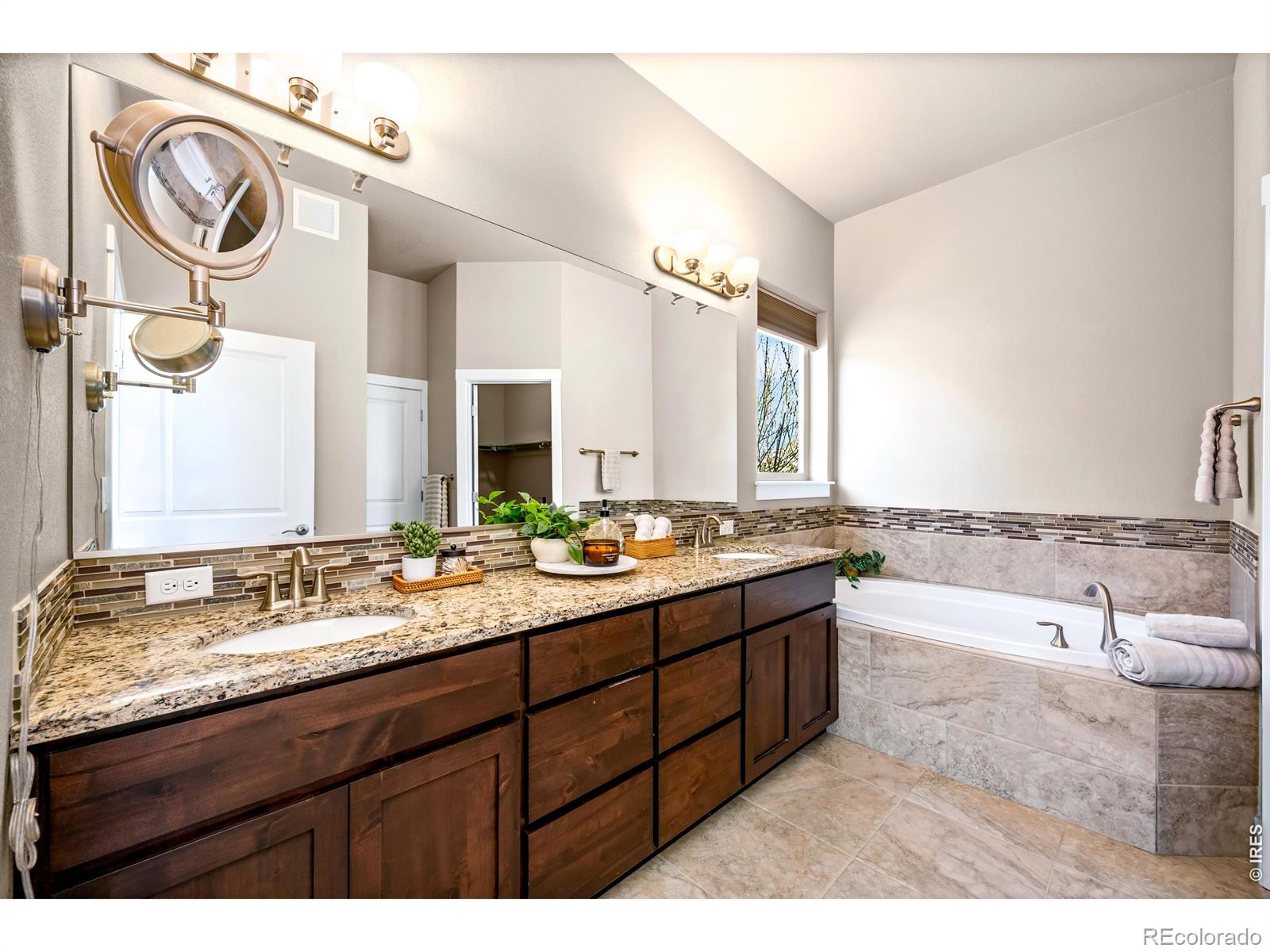 MLS Image #14 for 629  deer meadow drive,loveland, Colorado