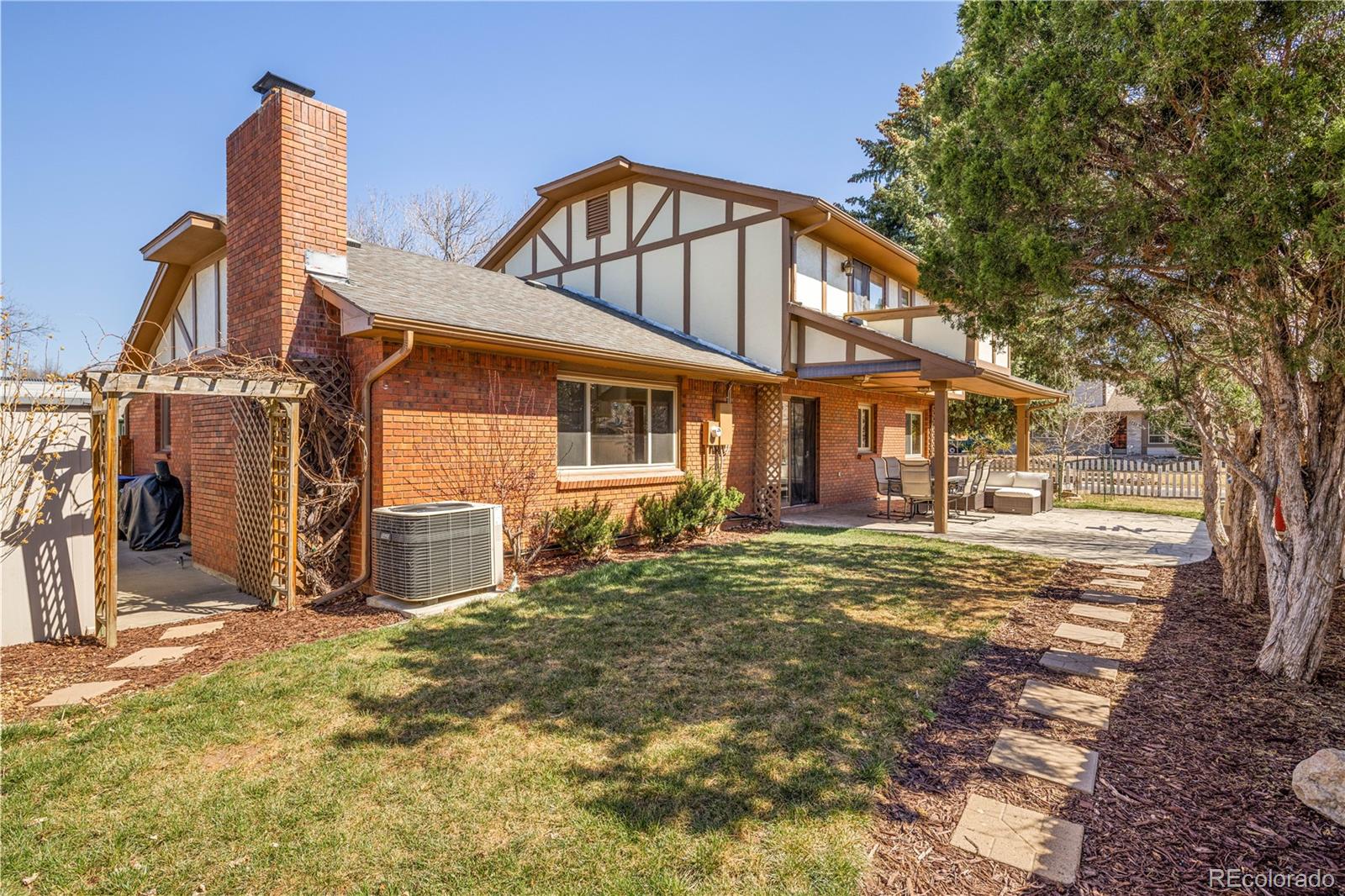 MLS Image #12 for 11306 w 75th avenue,arvada, Colorado
