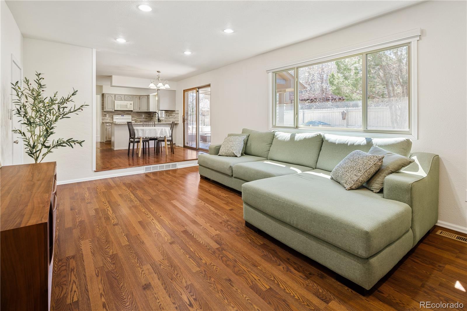 MLS Image #2 for 11306 w 75th avenue,arvada, Colorado
