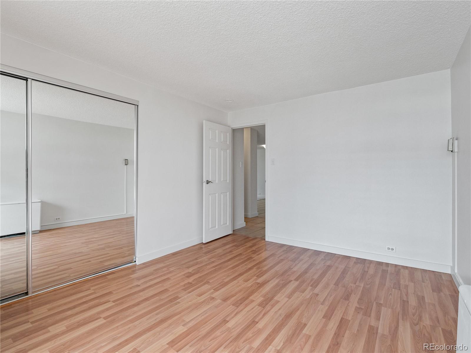 MLS Image #10 for 2225  buchtel boulevard 601,denver, Colorado