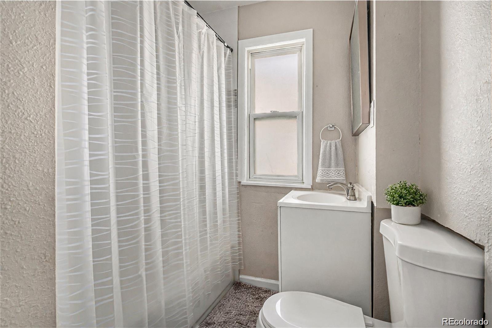 MLS Image #4 for 1746  galena street,aurora, Colorado