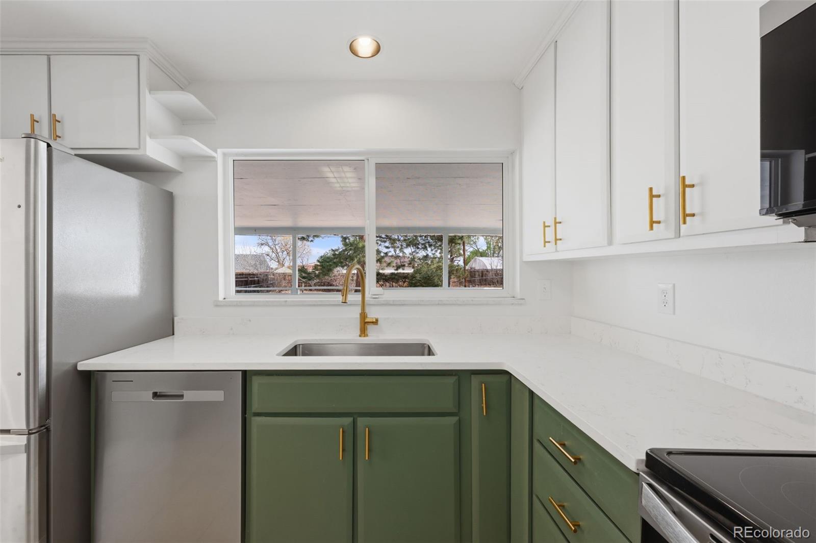 MLS Image #14 for 507  leona drive,denver, Colorado