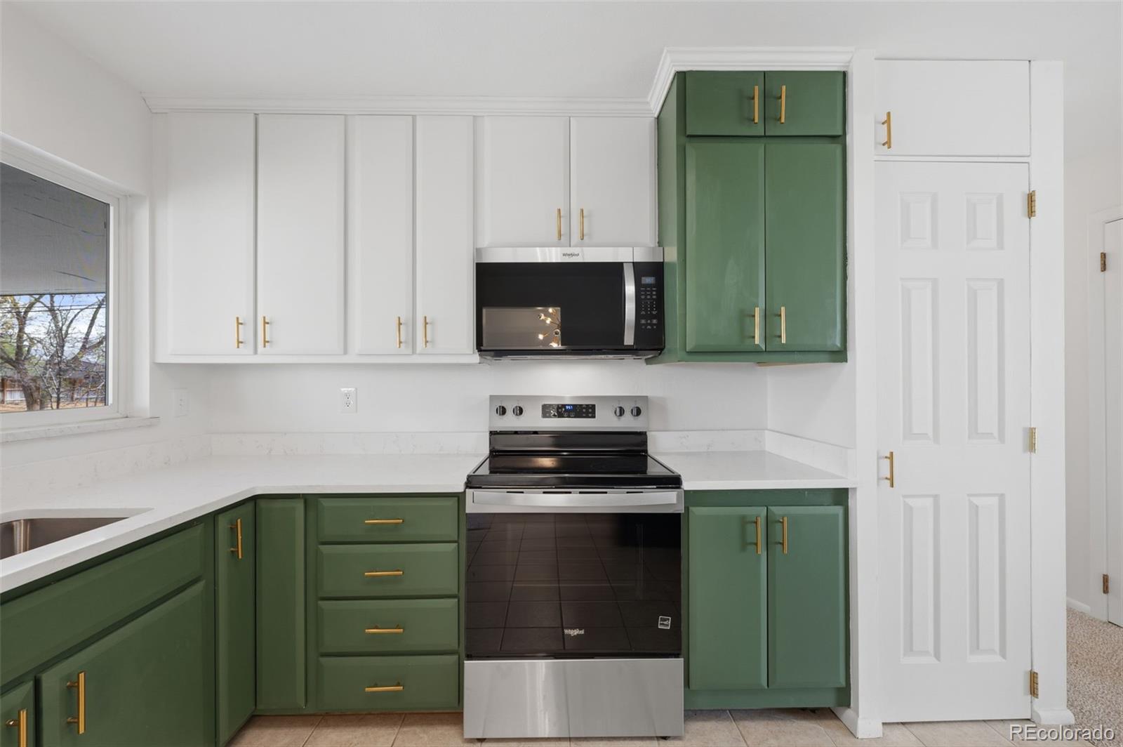 MLS Image #15 for 507  leona drive,denver, Colorado