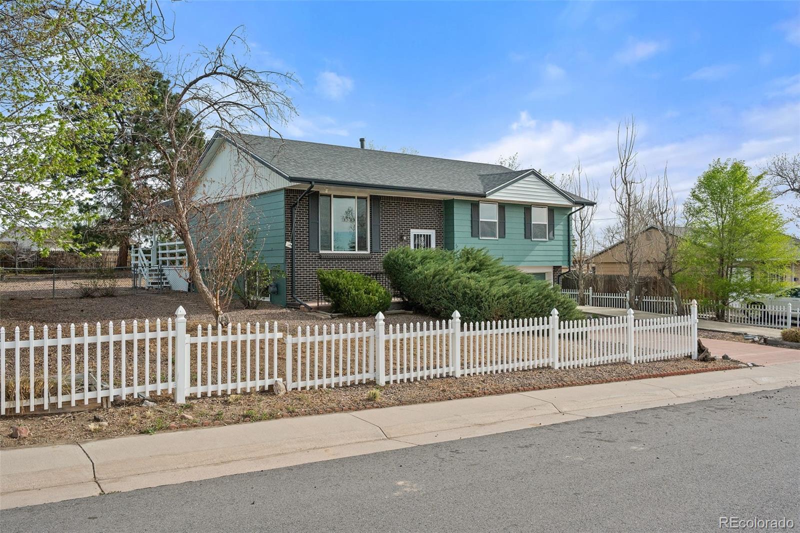 MLS Image #2 for 507  leona drive,denver, Colorado