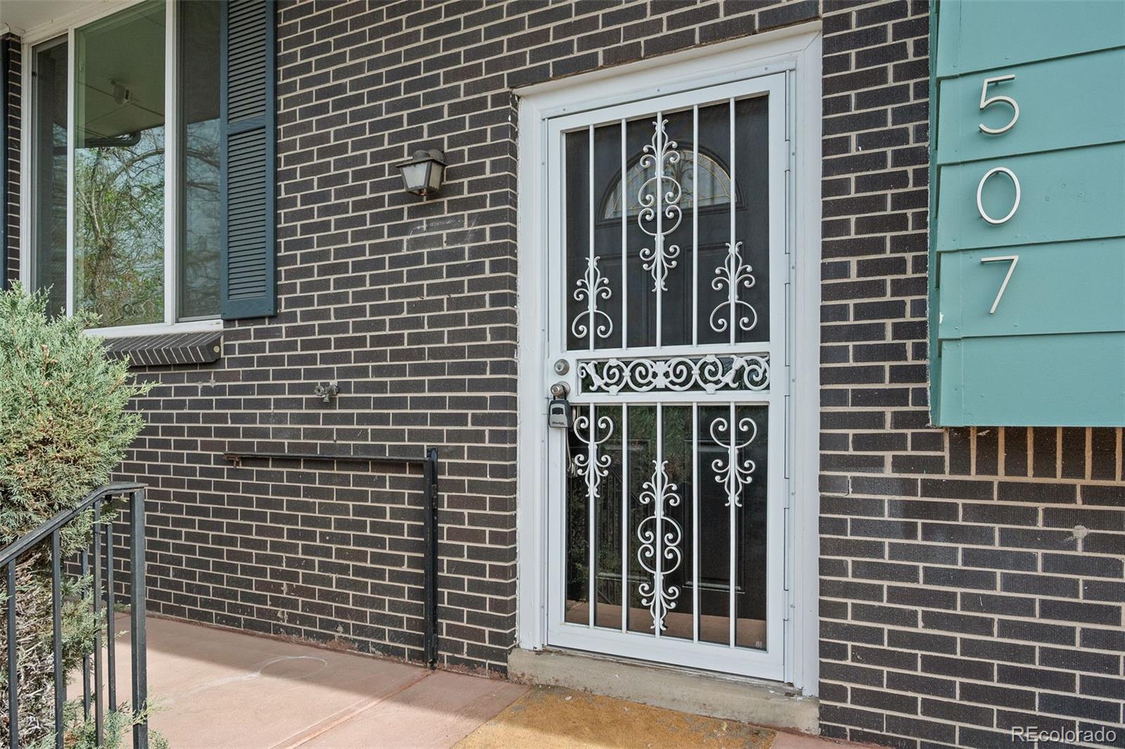 MLS Image #3 for 507  leona drive,denver, Colorado