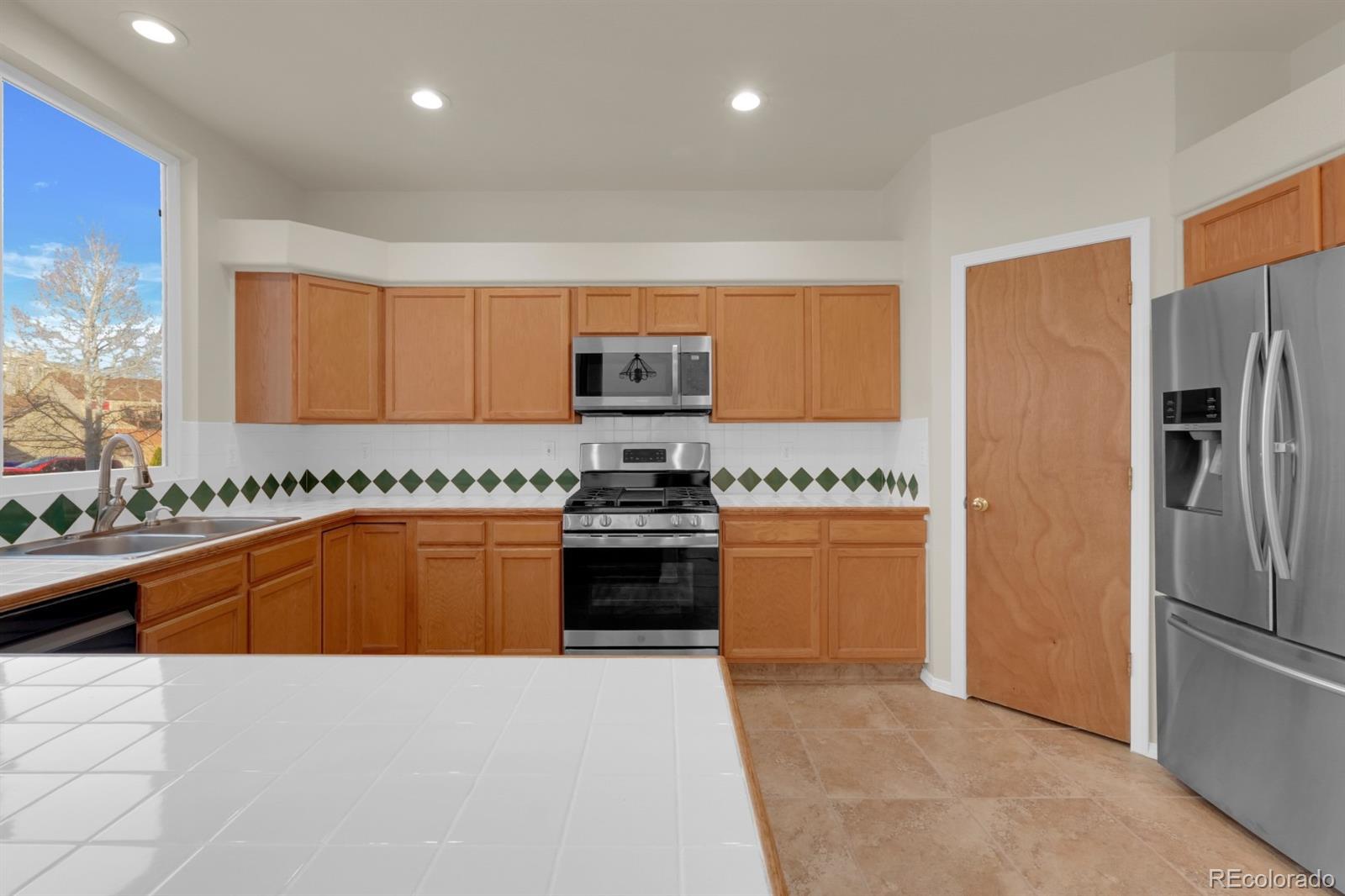 MLS Image #10 for 4965  dry stone drive,colorado springs, Colorado