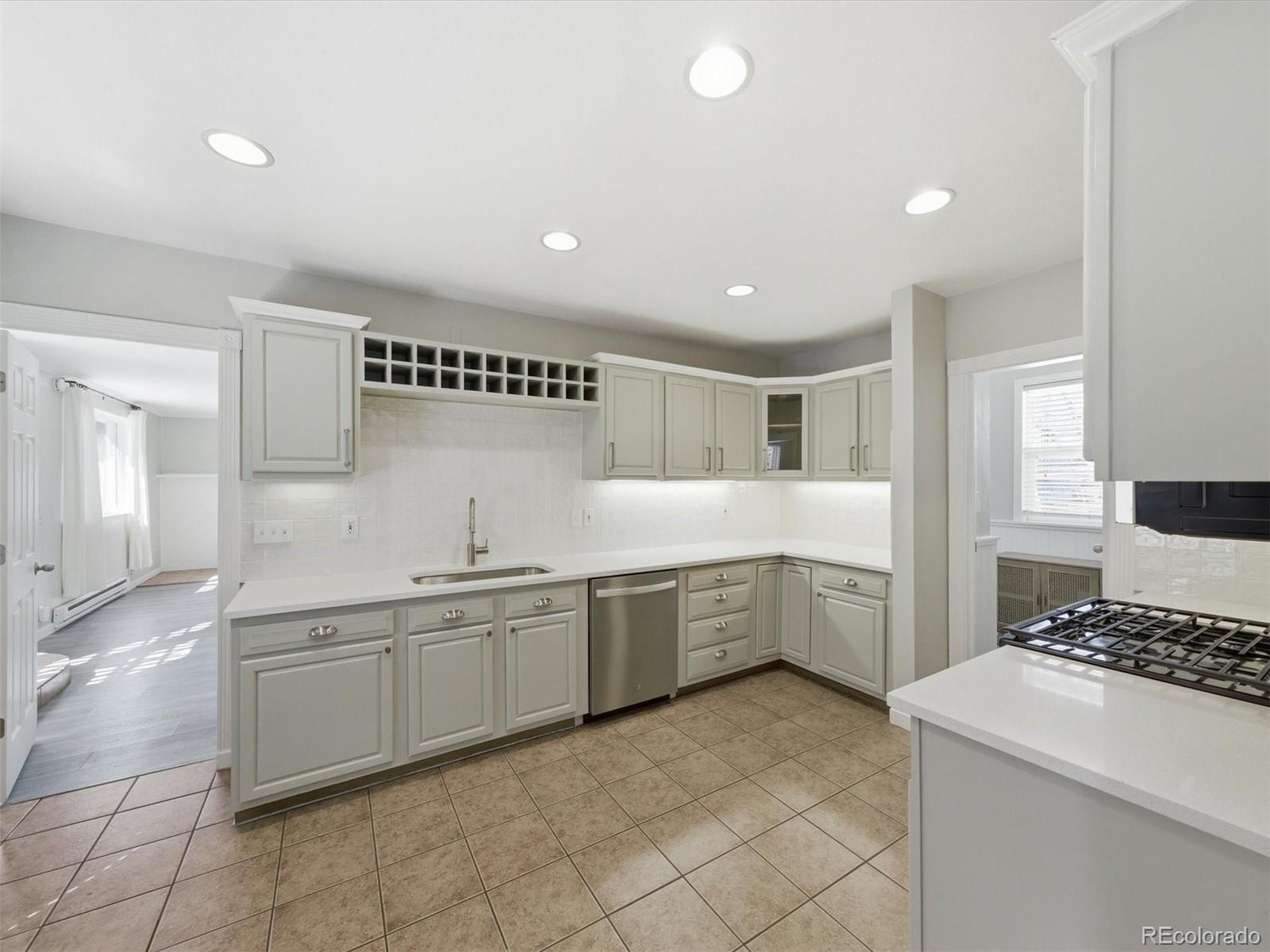 MLS Image #20 for 4245 s clarkson street,englewood, Colorado