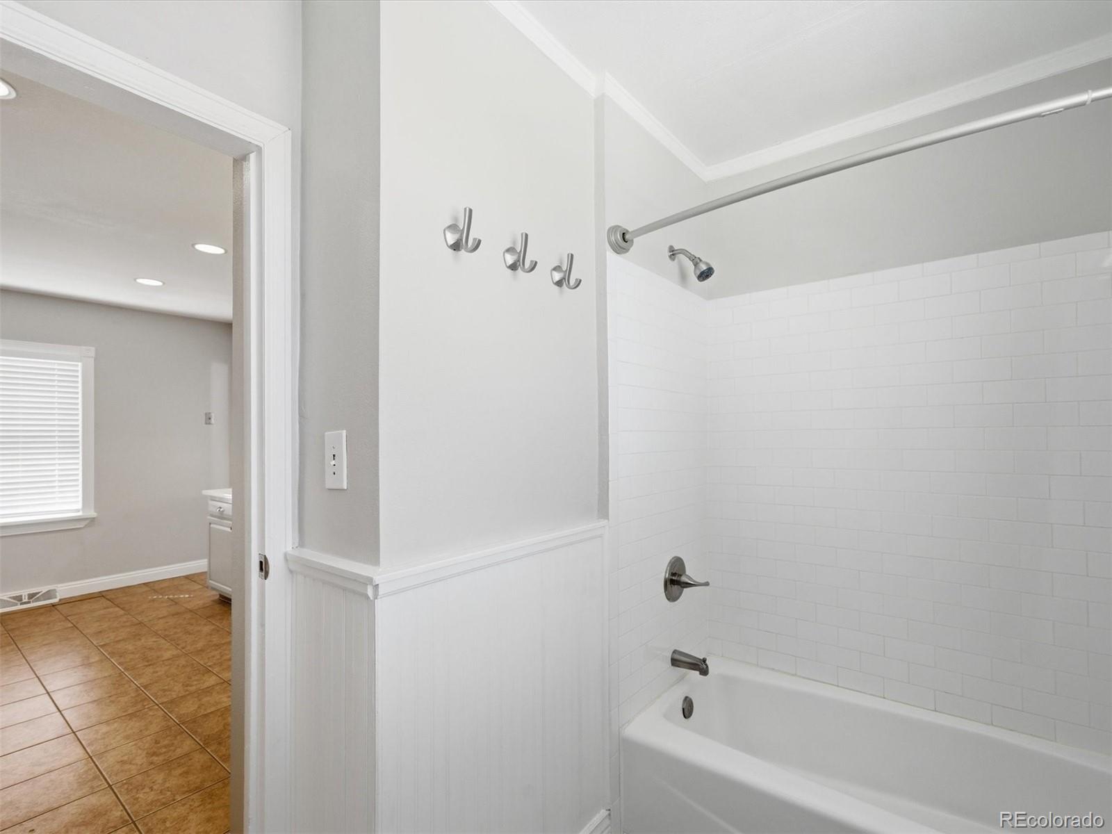 MLS Image #27 for 4245 s clarkson street,englewood, Colorado