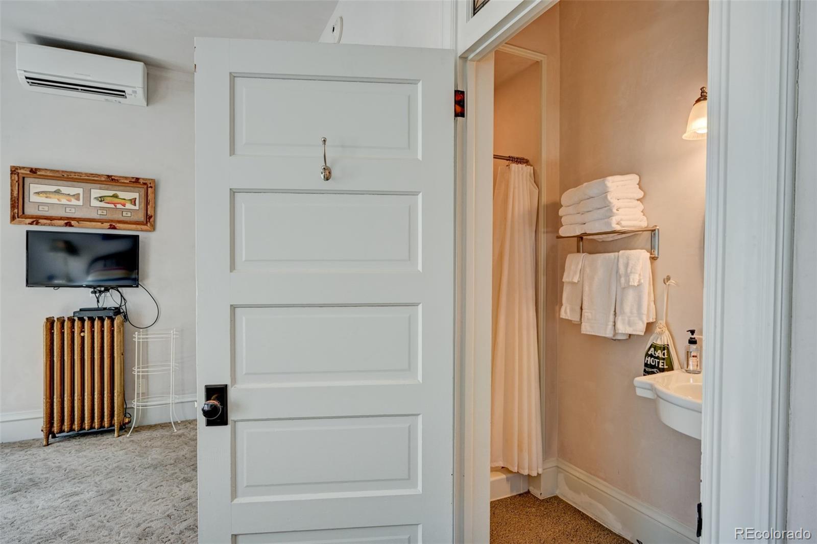 MLS Image #17 for 204 n f street,salida, Colorado