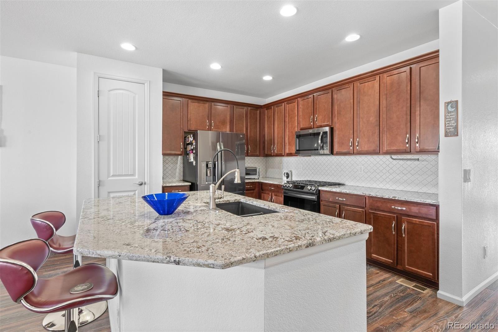 MLS Image #12 for 15904  elizabeth street,thornton, Colorado