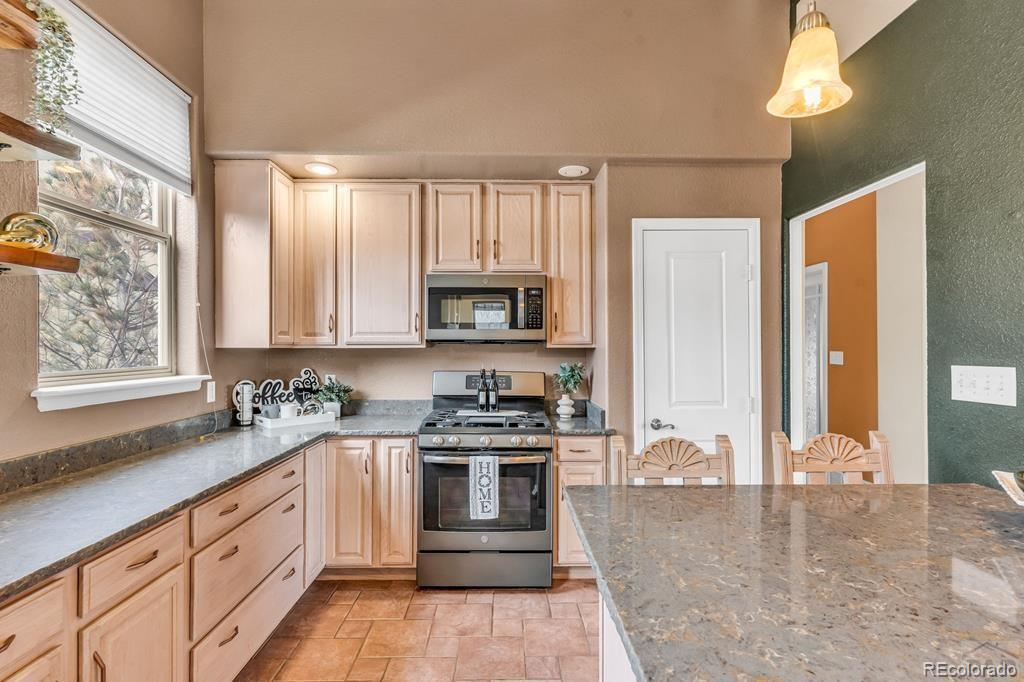 MLS Image #8 for 4720  desert candle drive,pueblo, Colorado