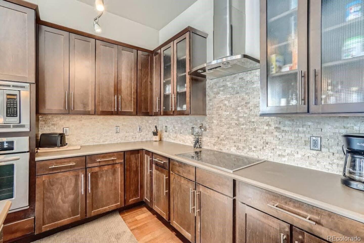 MLS Image #3 for 2101  larimer street 303,denver, Colorado