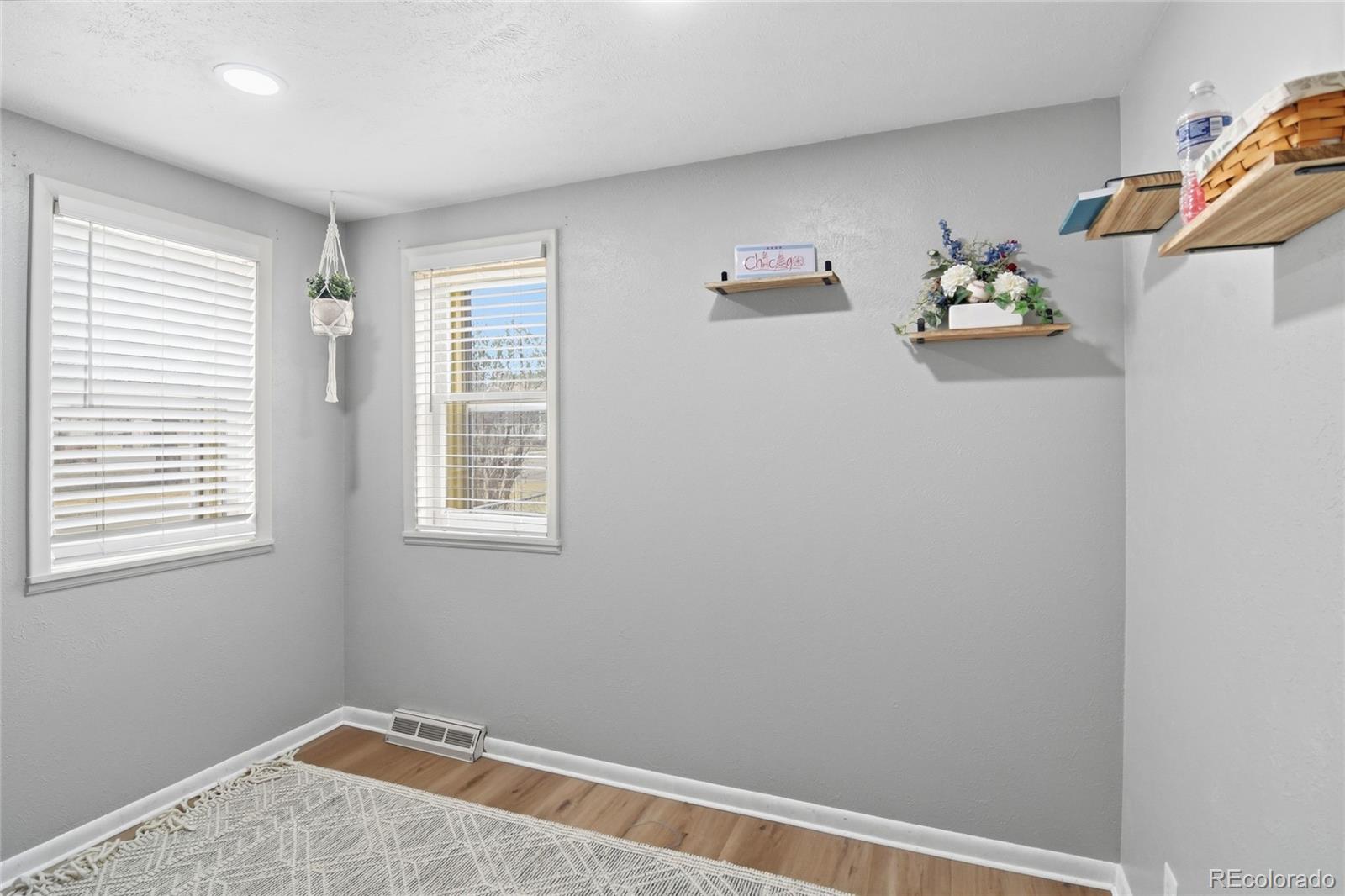 MLS Image #18 for 4737 s pennsylvania street,englewood, Colorado