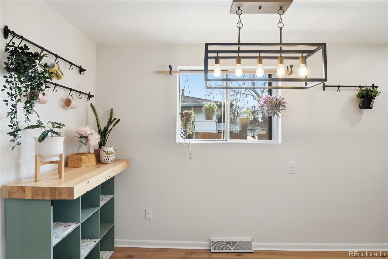 MLS Image #7 for 4737 s pennsylvania street,englewood, Colorado