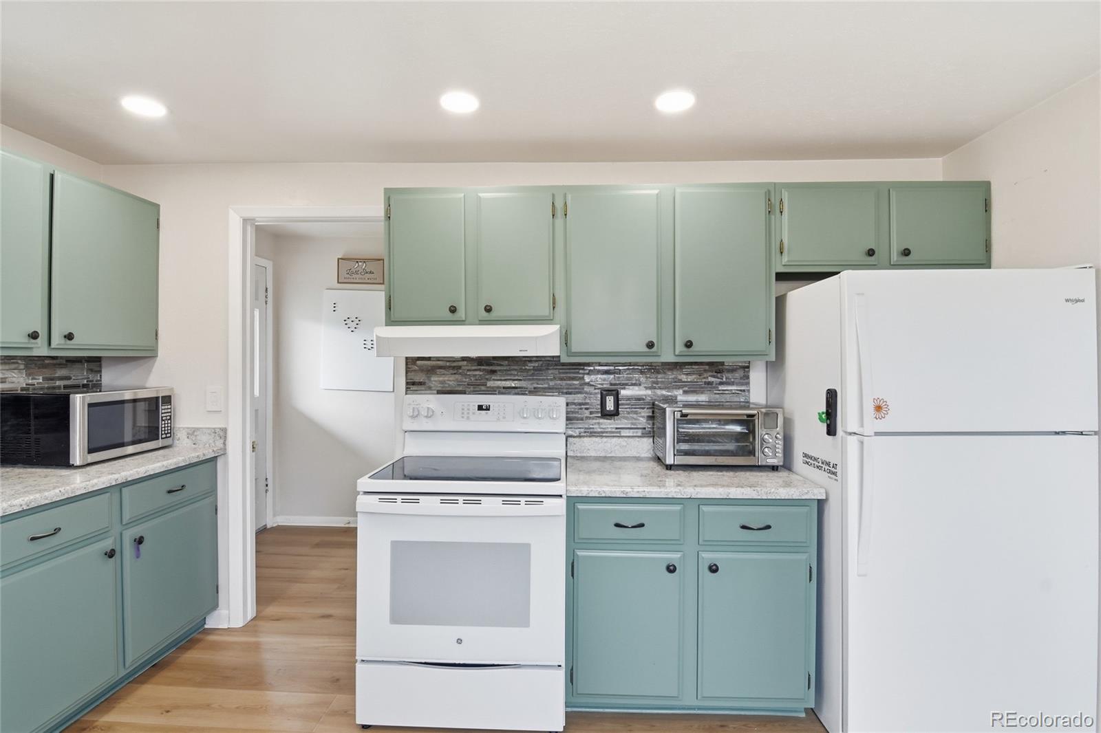 MLS Image #8 for 4737 s pennsylvania street,englewood, Colorado