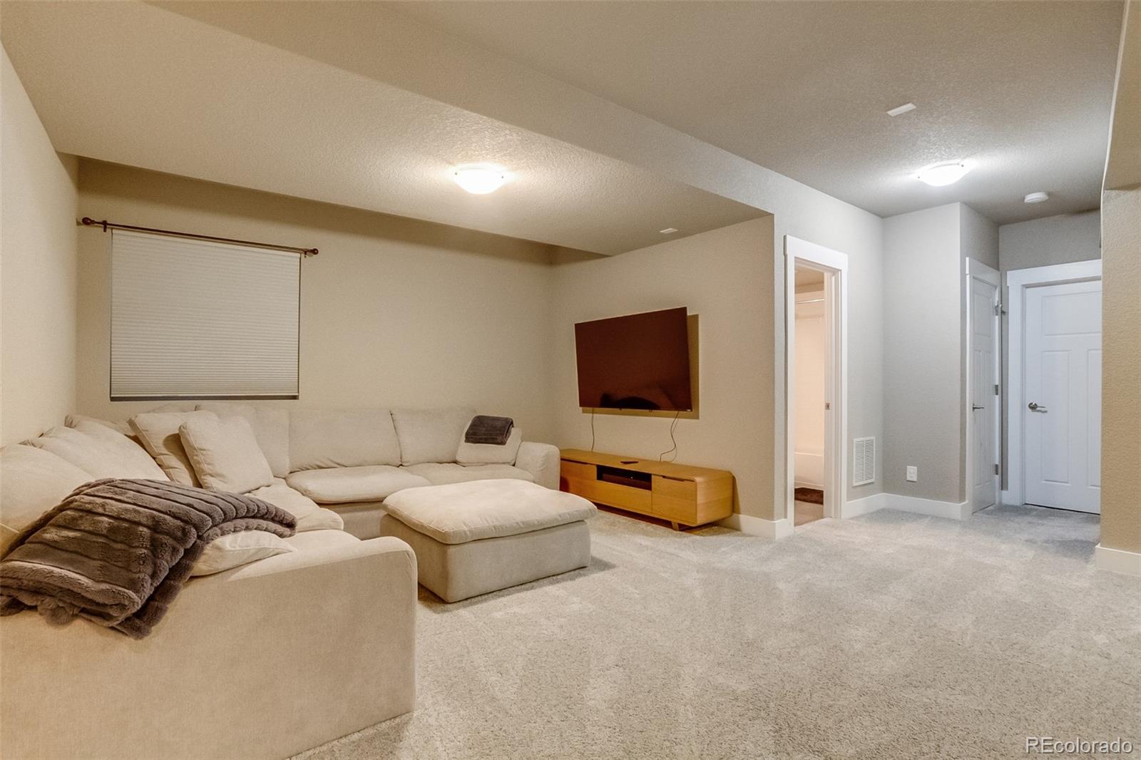 MLS Image #38 for 3219  spruce street,denver, Colorado