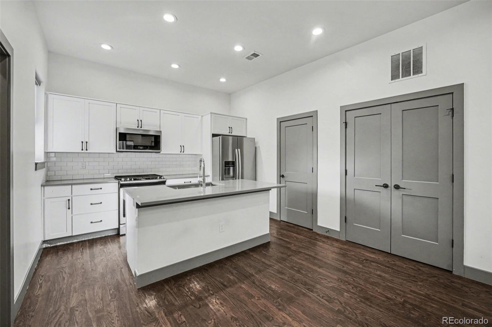 MLS Image #5 for 3511 s marion street,englewood, Colorado