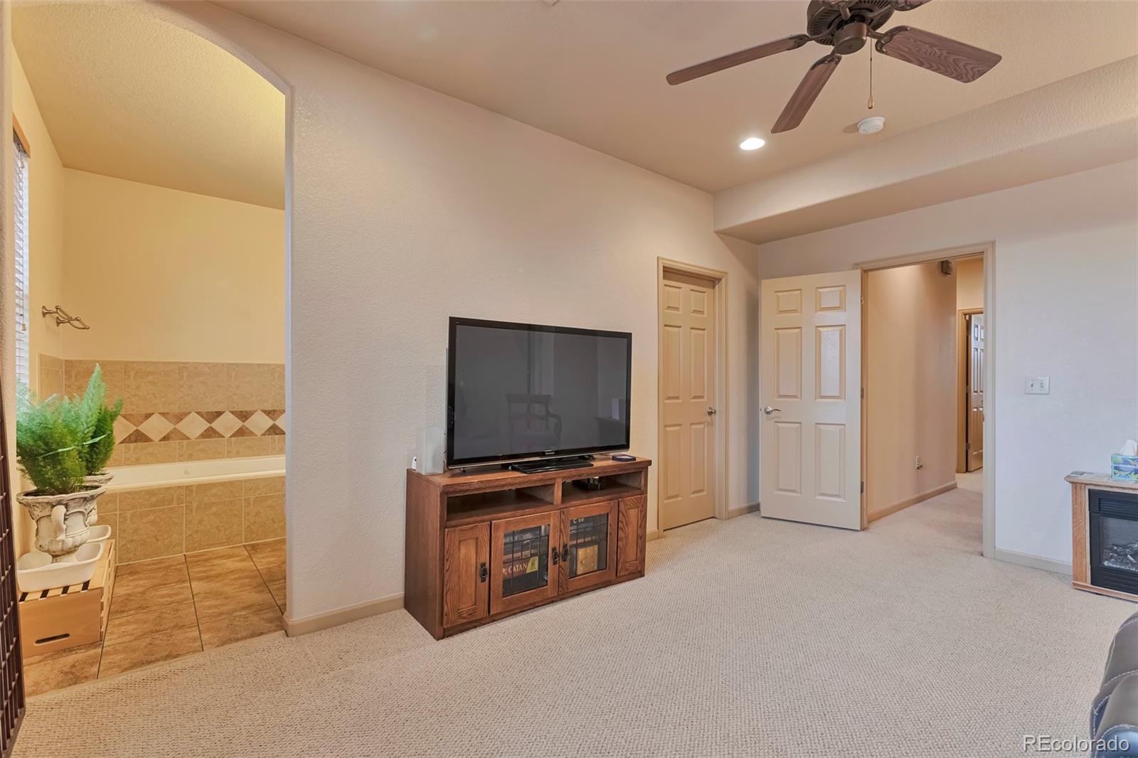 MLS Image #15 for 2686 s cherokee street,denver, Colorado
