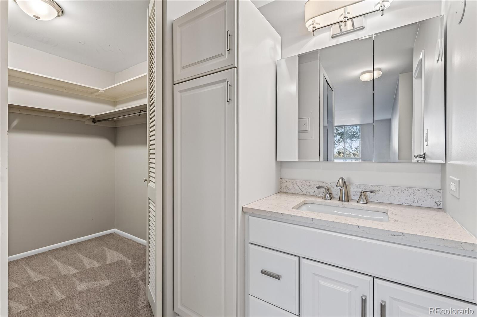 MLS Image #11 for 4570 e yale avenue,denver, Colorado