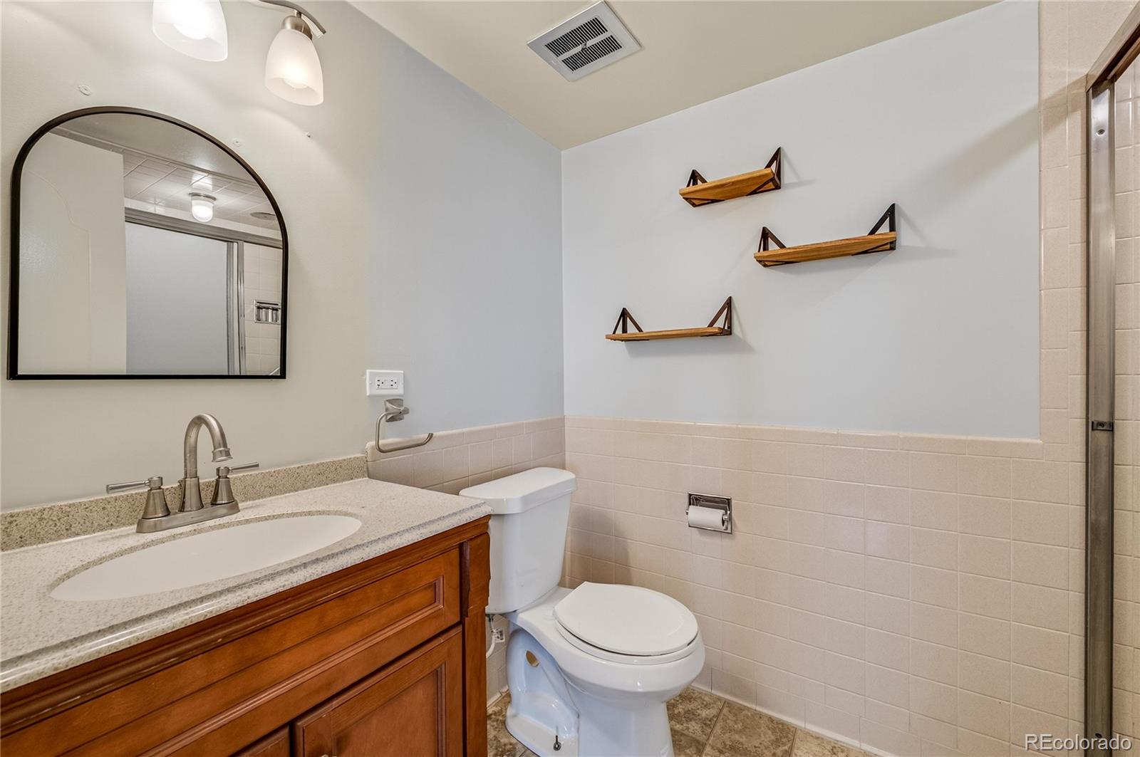 MLS Image #16 for 4570 e yale avenue,denver, Colorado
