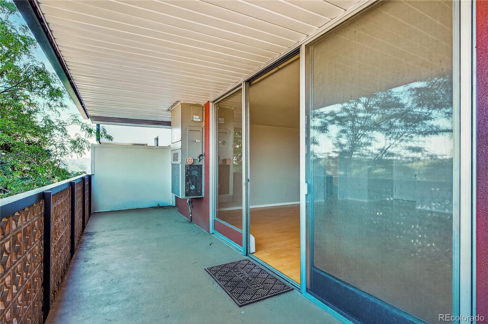 MLS Image #17 for 4570 e yale avenue,denver, Colorado