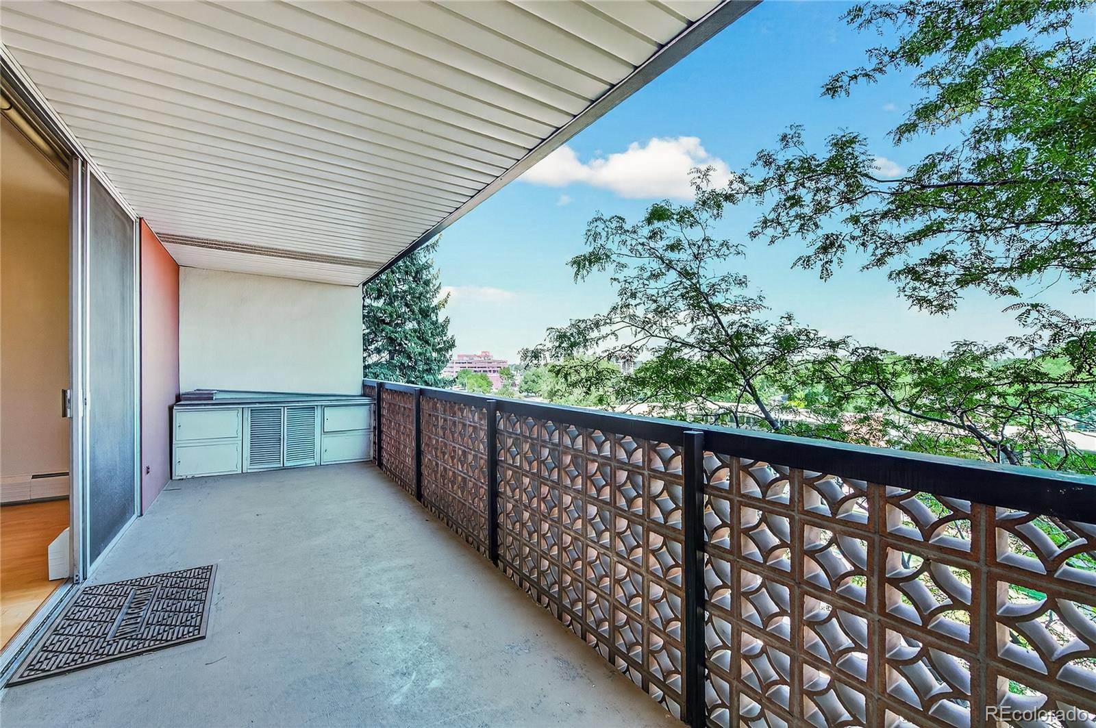MLS Image #18 for 4570 e yale avenue,denver, Colorado