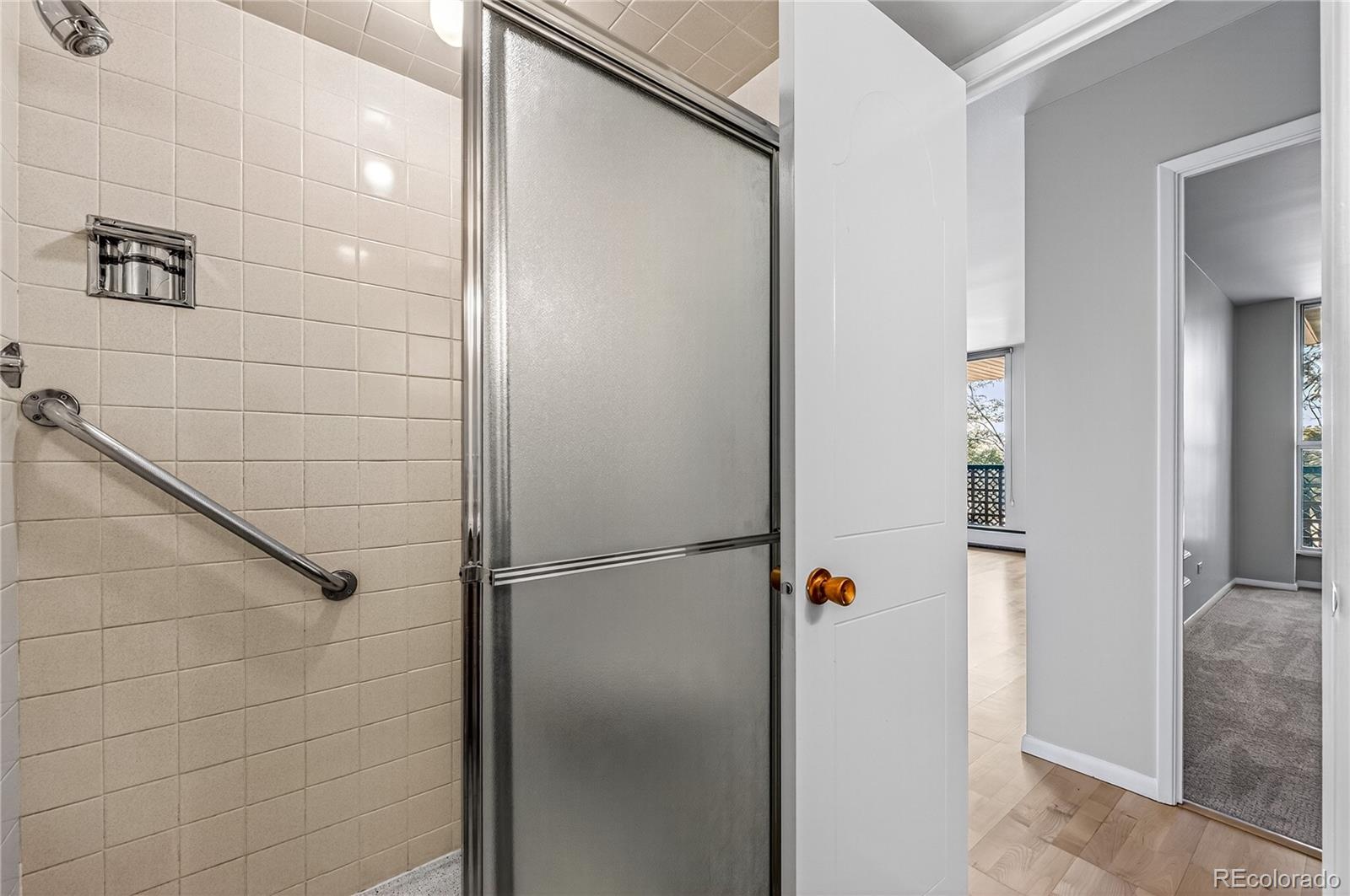 MLS Image #20 for 4570 e yale avenue,denver, Colorado