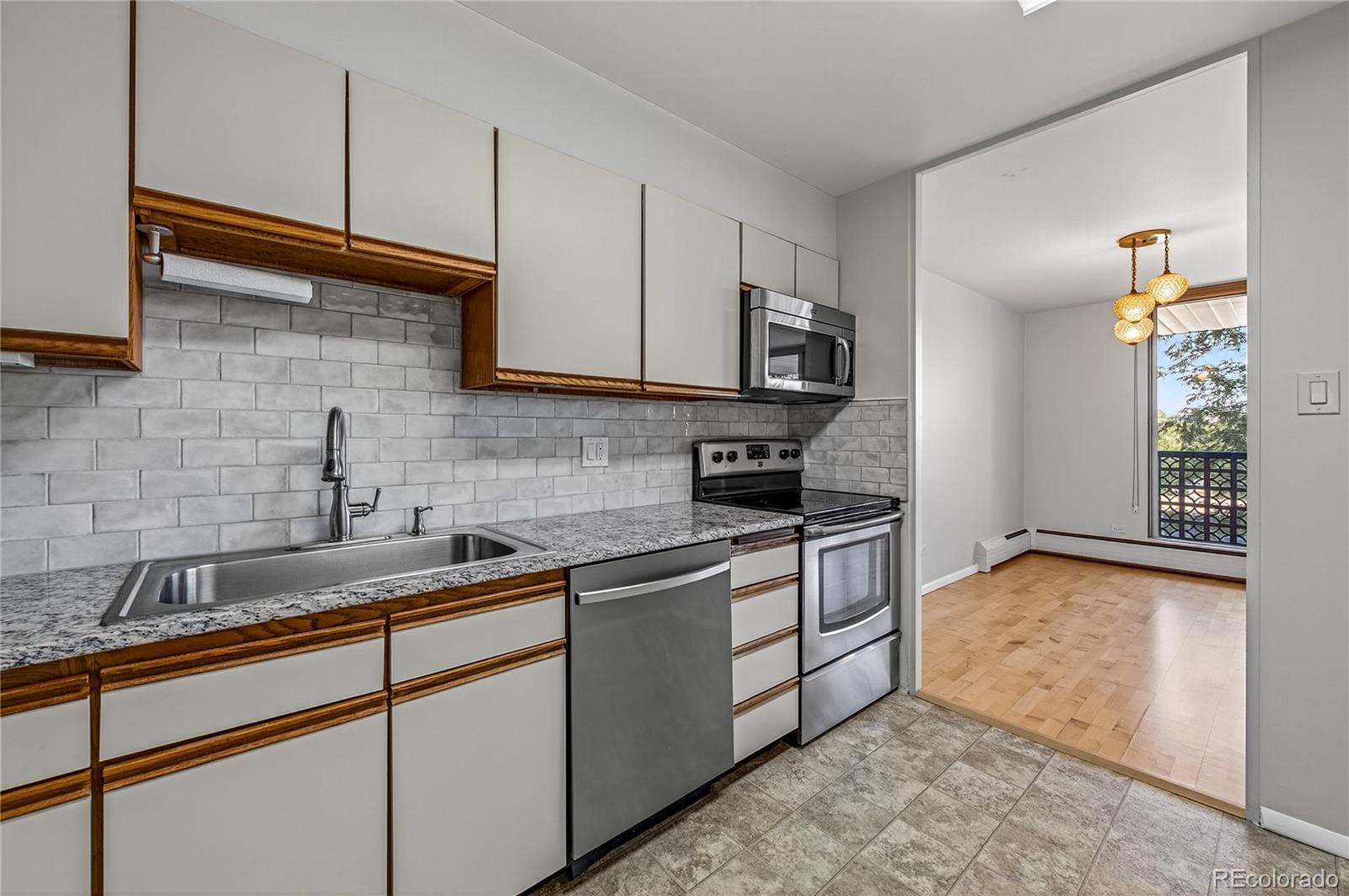 MLS Image #5 for 4570 e yale avenue,denver, Colorado