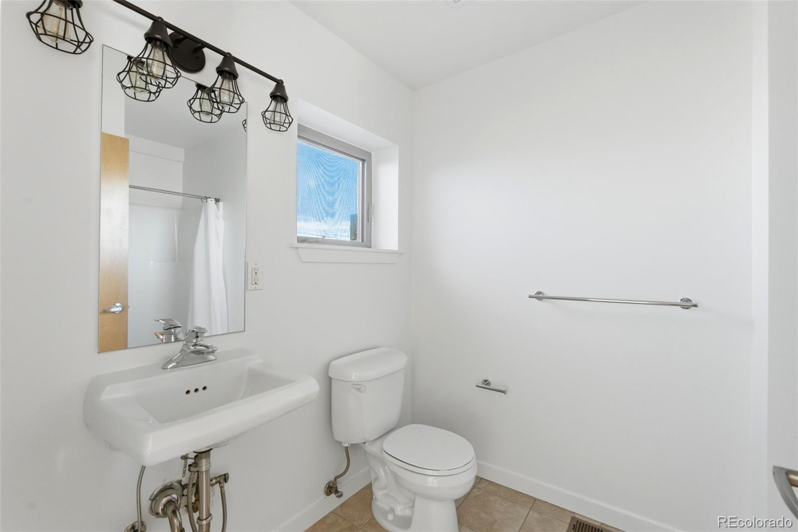 MLS Image #17 for 2501  grove street 206,denver, Colorado