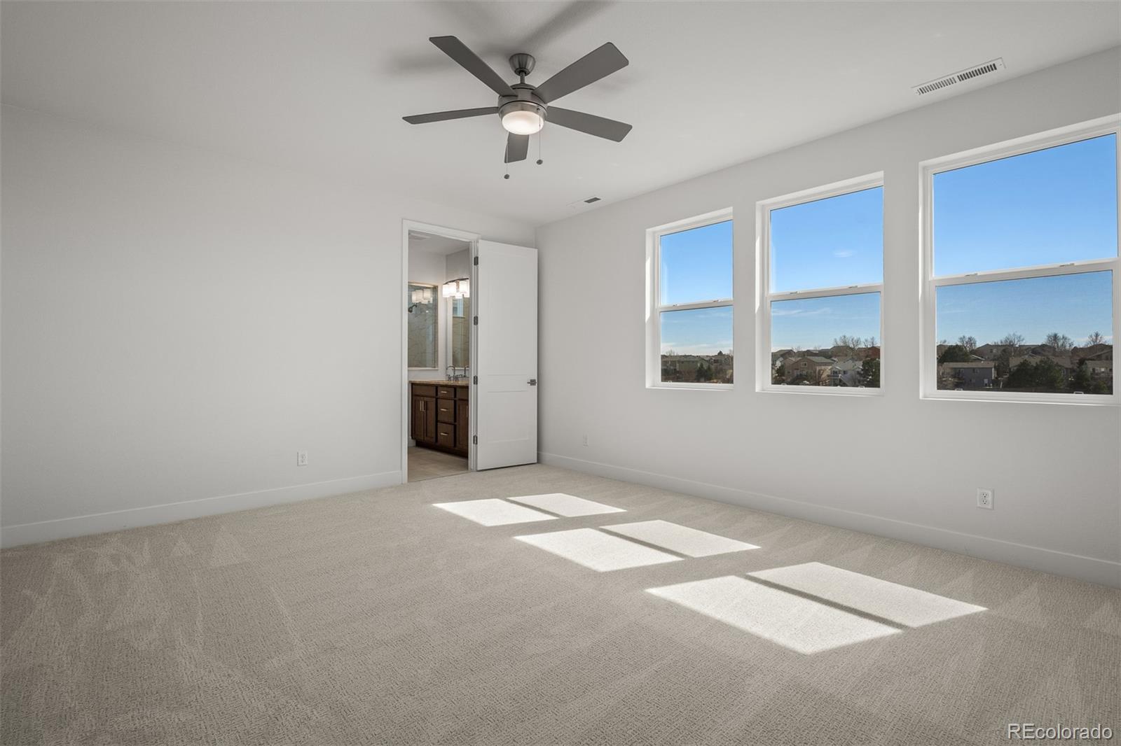 MLS Image #18 for 4555  peak crest view,colorado springs, Colorado