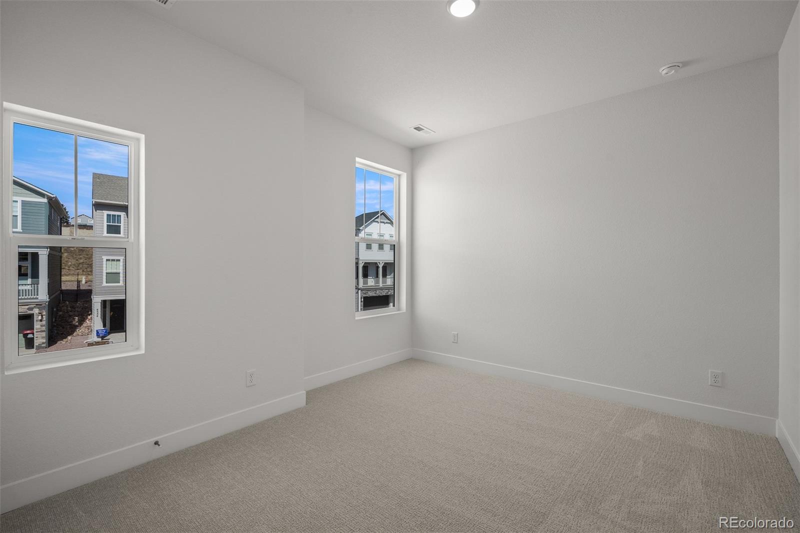MLS Image #23 for 4555  peak crest view,colorado springs, Colorado