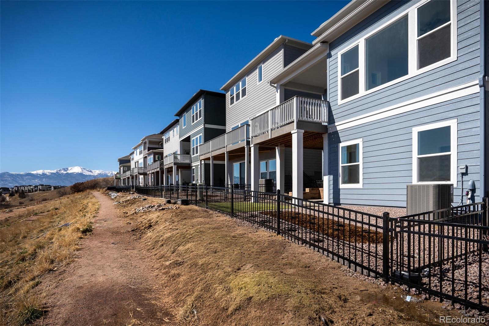 MLS Image #33 for 4555  peak crest view,colorado springs, Colorado