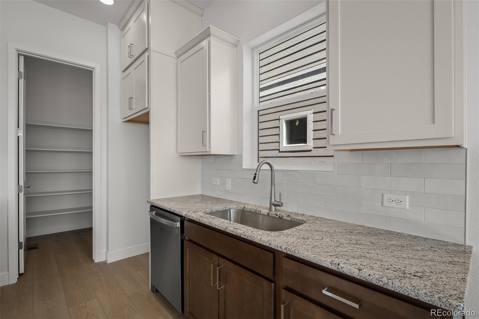 MLS Image #5 for 4555  peak crest view,colorado springs, Colorado