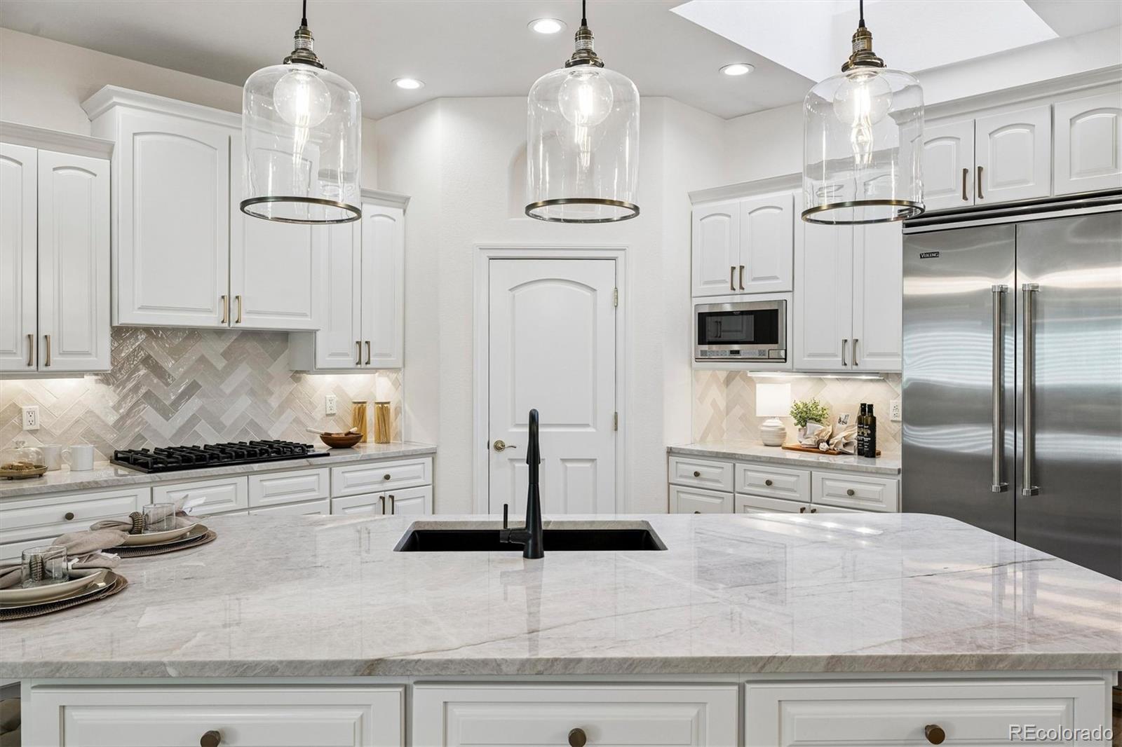 MLS Image #2 for 420  saint paul street,denver, Colorado