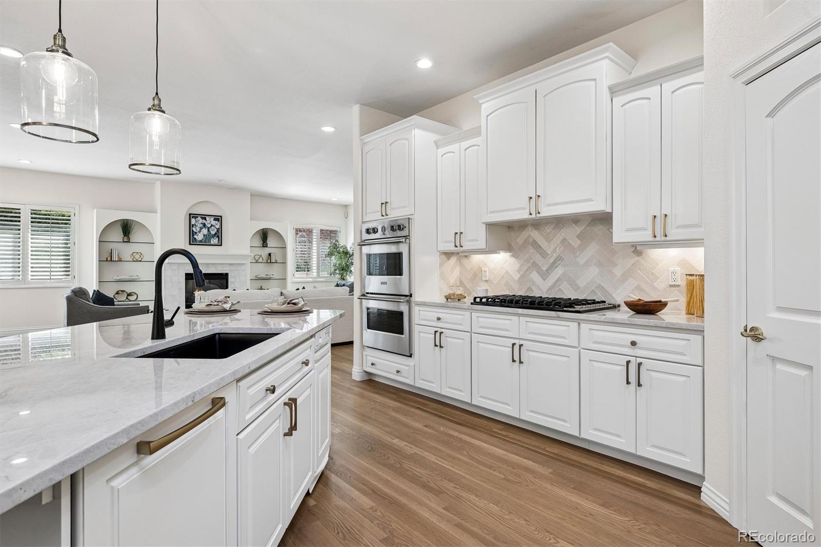 MLS Image #9 for 420  saint paul street,denver, Colorado