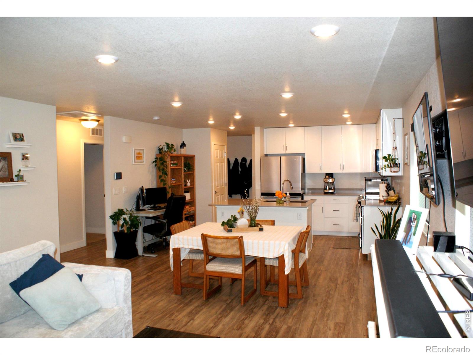 MLS Image #6 for 819  widgeon circle,longmont, Colorado
