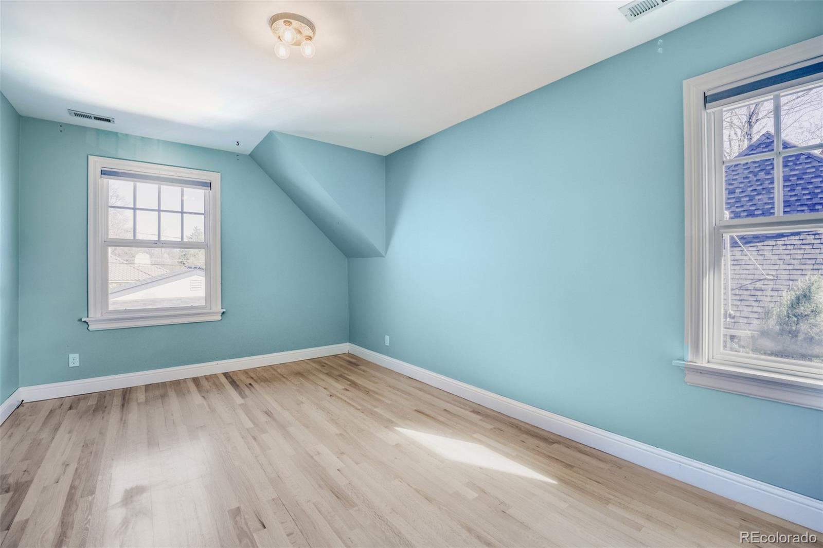 MLS Image #16 for 1912  ivanhoe street,denver, Colorado