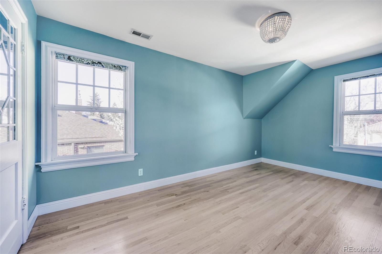 MLS Image #17 for 1912  ivanhoe street,denver, Colorado