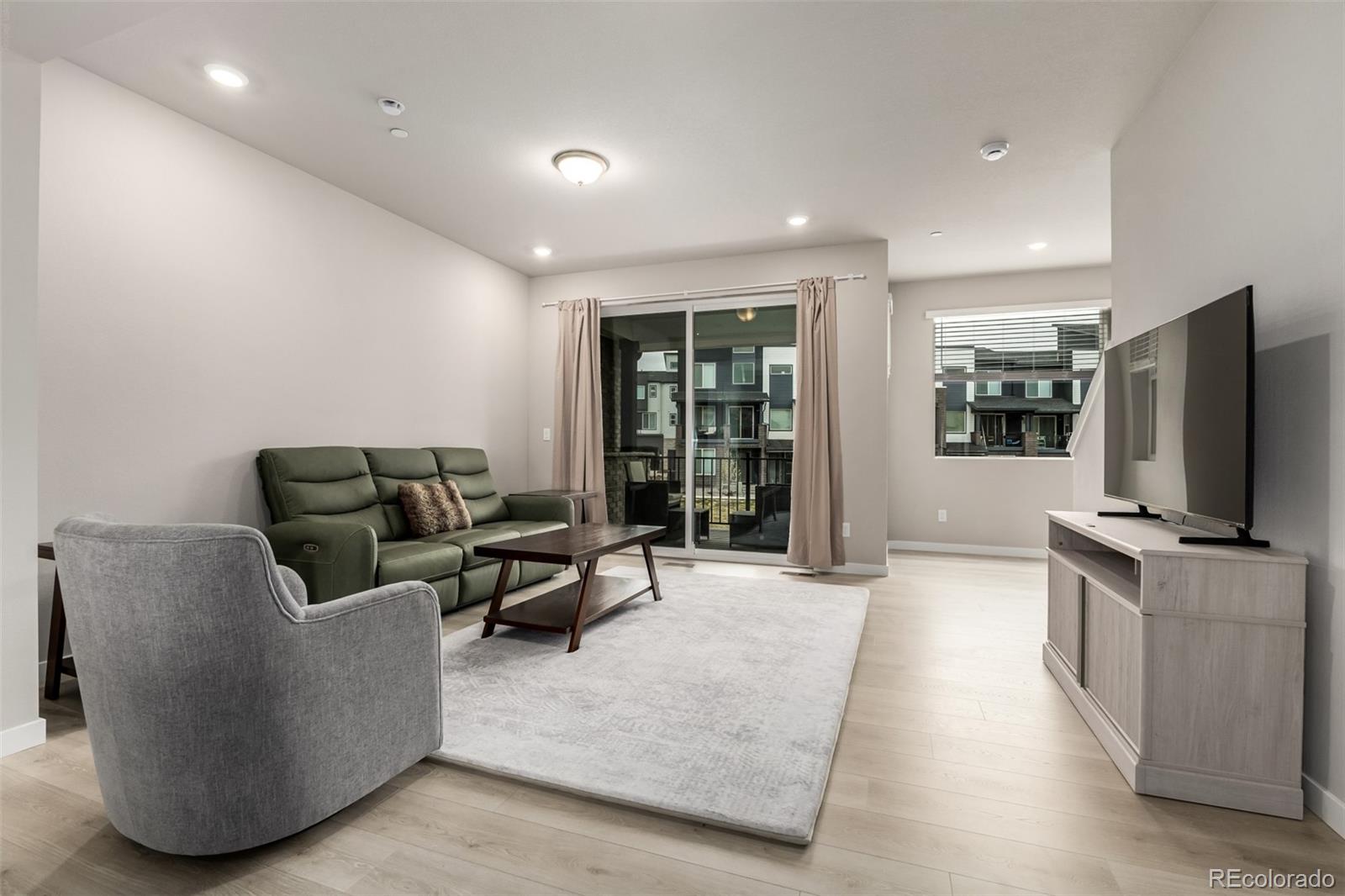 MLS Image #8 for 16563  peak way,broomfield, Colorado