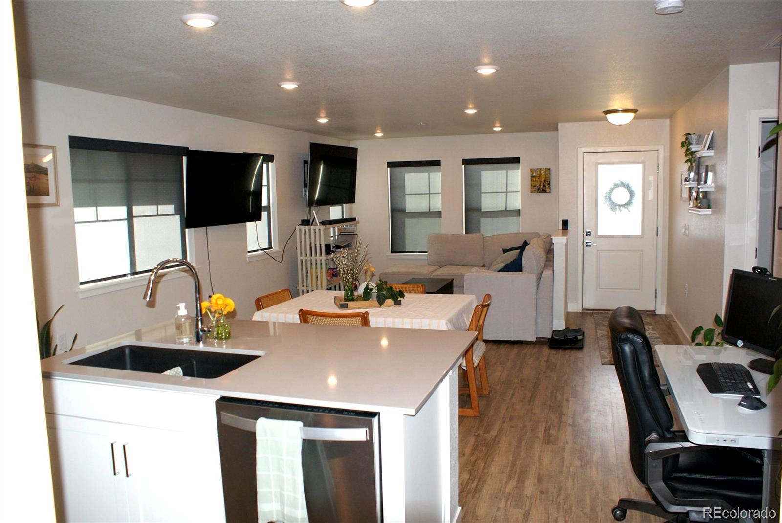 MLS Image #3 for 819  widgeon circle,longmont, Colorado