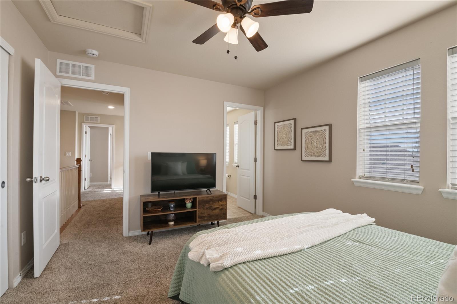 MLS Image #27 for 5563 s elk court,aurora, Colorado