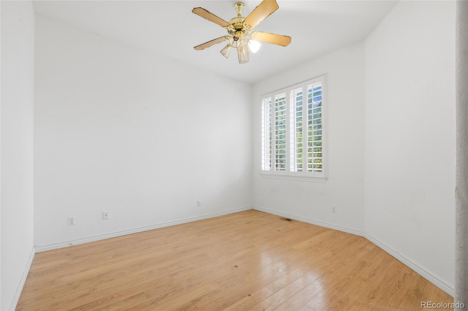 MLS Image #11 for 5901 w lehigh avenue,denver, Colorado