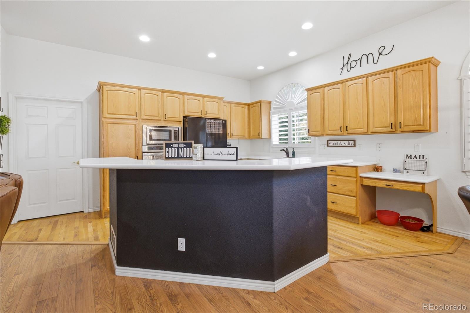 MLS Image #5 for 5901 w lehigh avenue,denver, Colorado