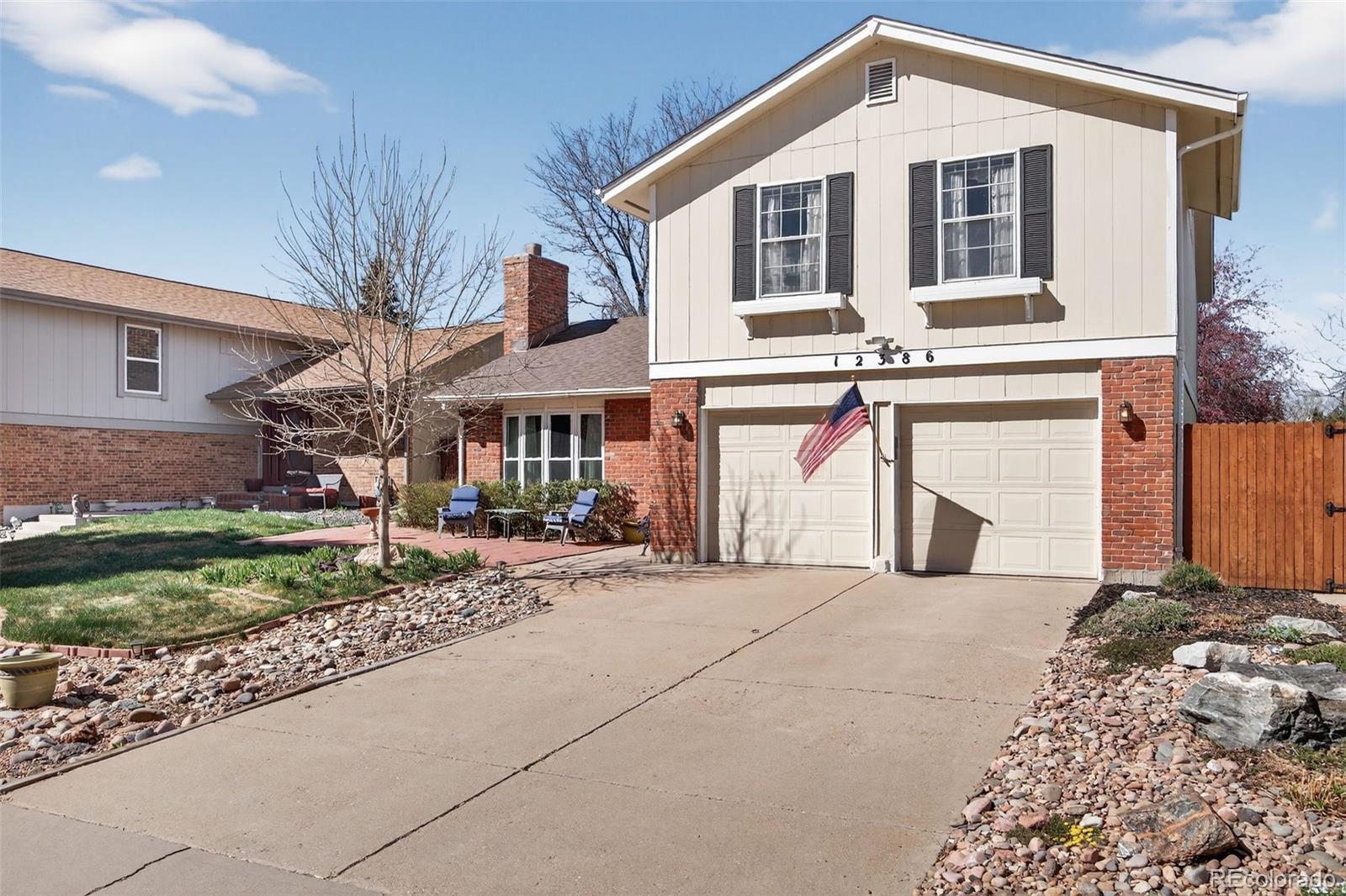 MLS Image #2 for 12386 e bates circle,aurora, Colorado